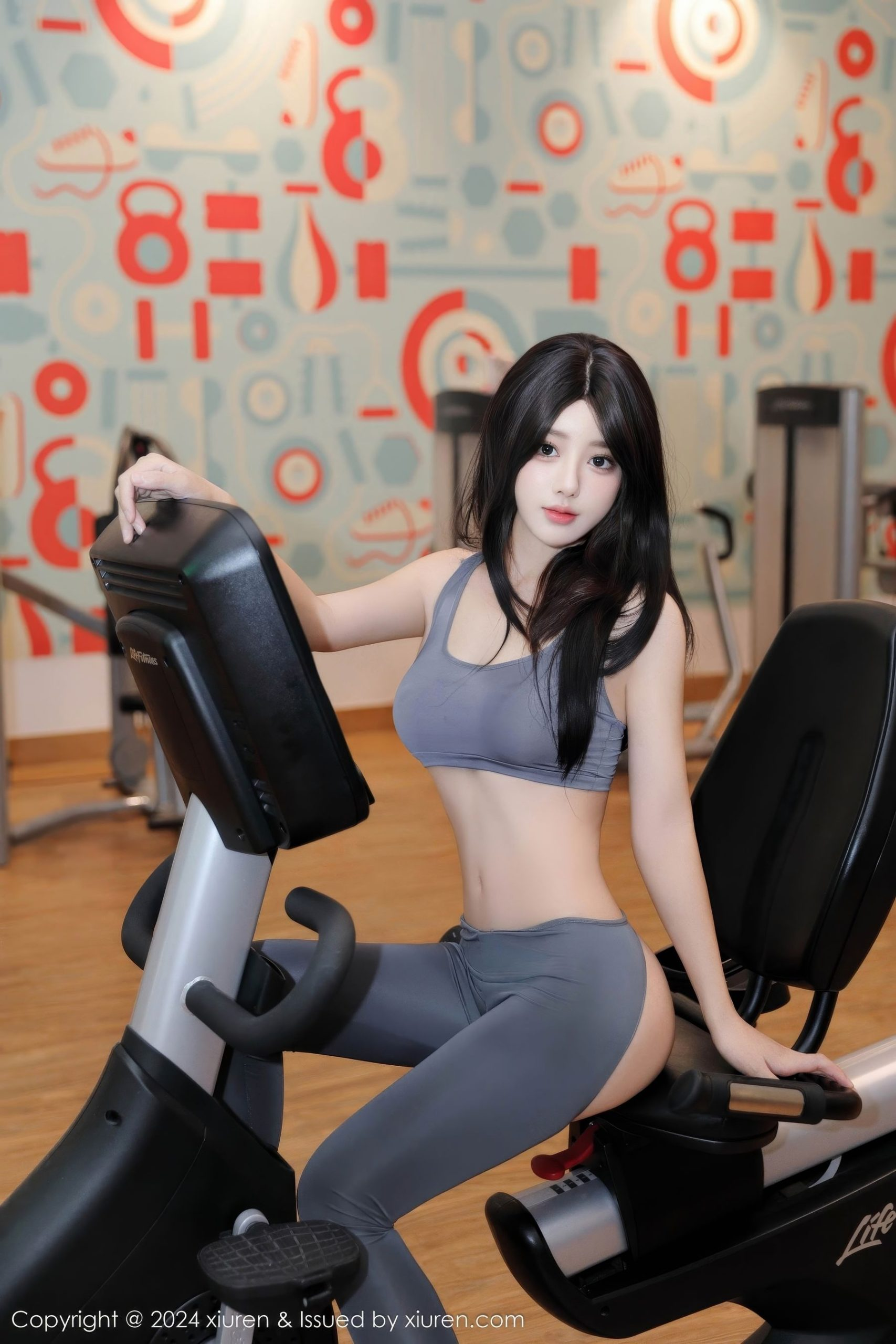 秀人XiuRen 20240920 No9187 桃妖夭-御萝圈-南仁的后花园~